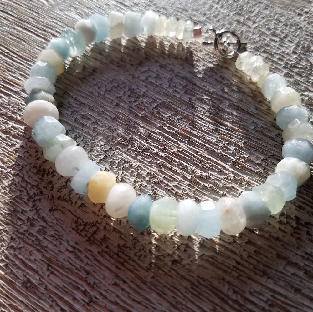 Shaded Aquamarine bracelet. Natural gemstones
